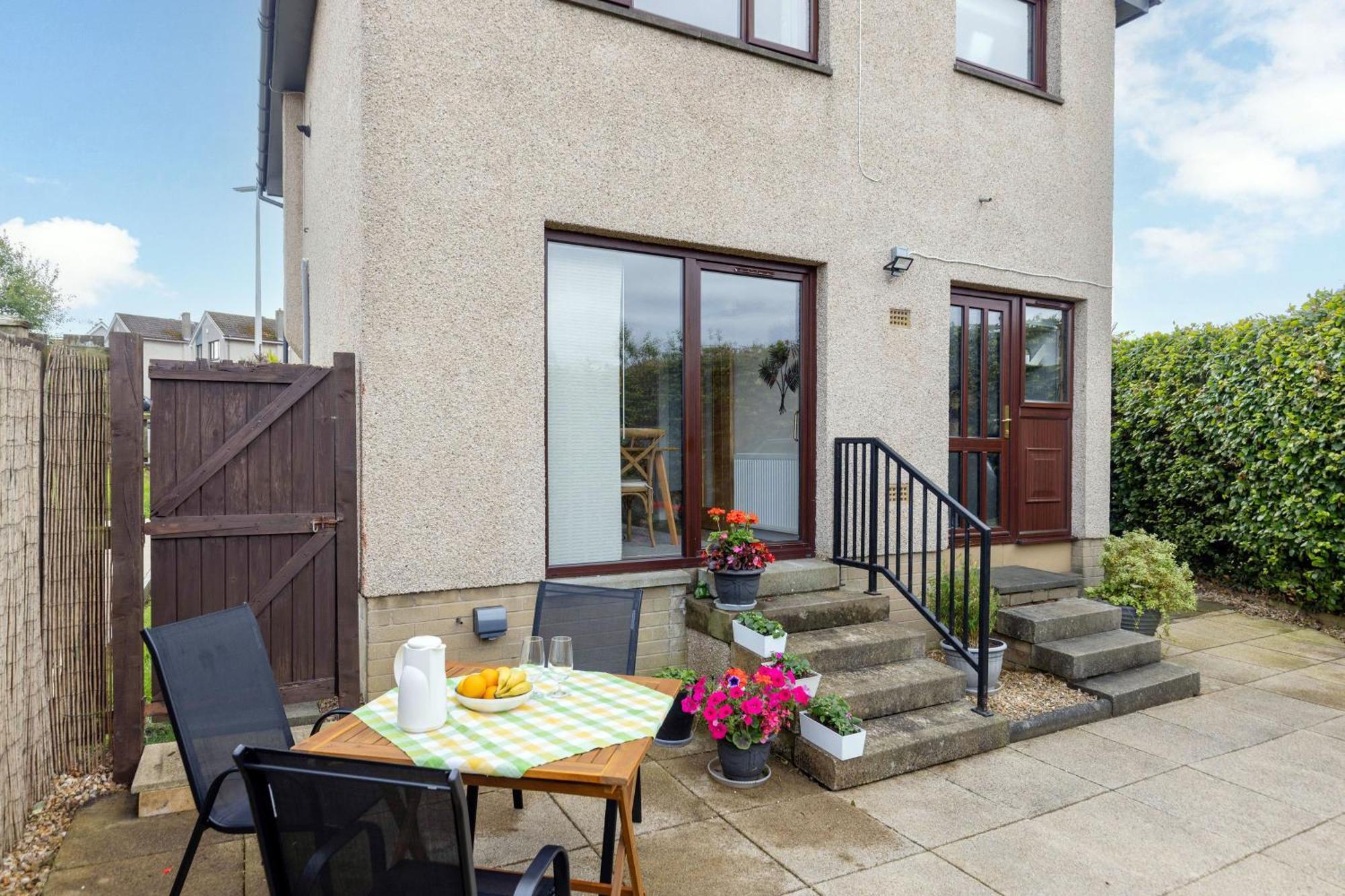 Family Home Inverkeithing Ideal For Edinburgh, Dunfermline & St Andrews 3 Bedrooms ภายนอก รูปภาพ