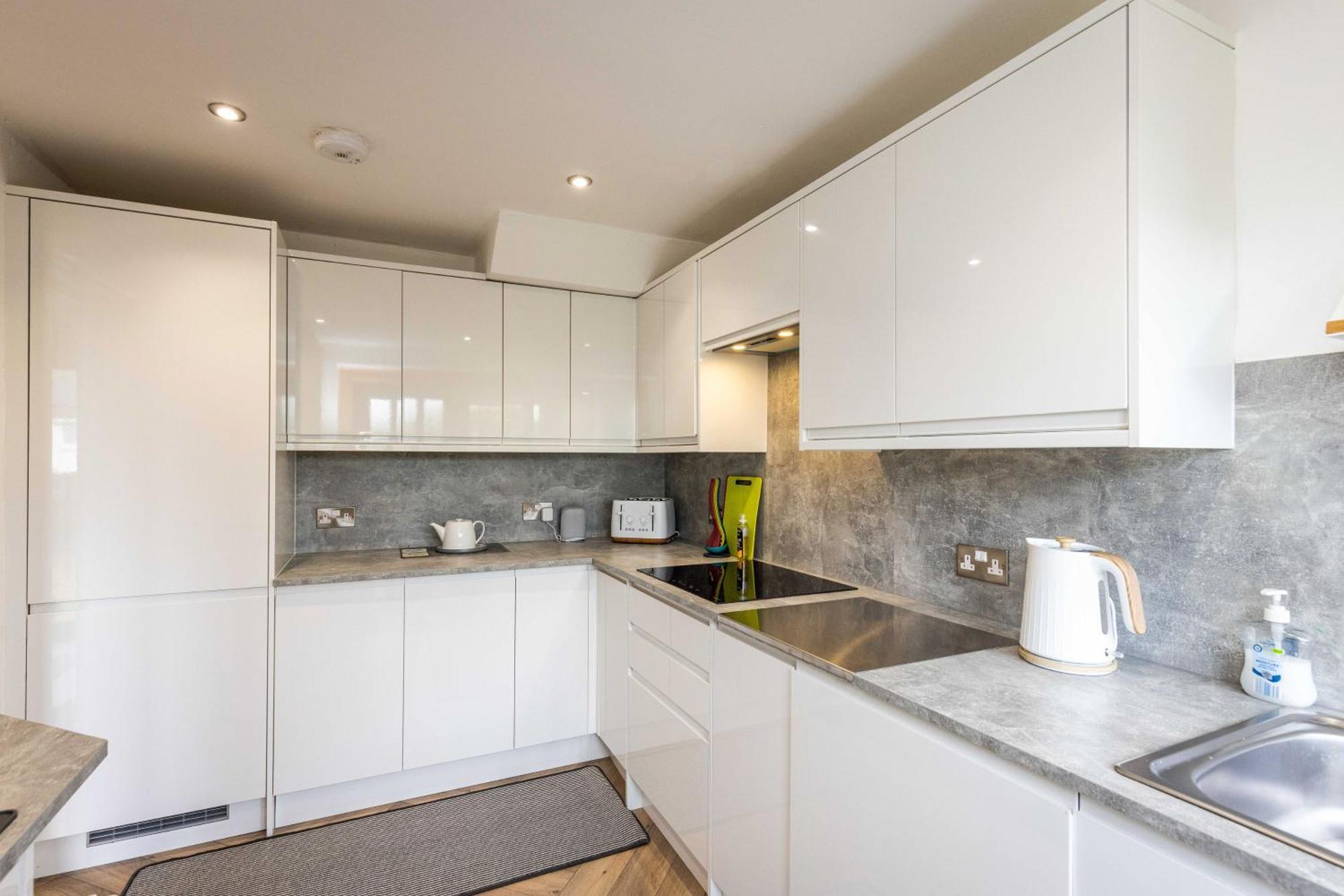 Family Home Inverkeithing Ideal For Edinburgh, Dunfermline & St Andrews 3 Bedrooms ภายนอก รูปภาพ